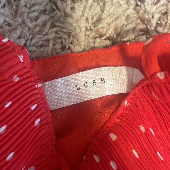 Lush Bright Red White Polka Dot Accordion Pleated Flowy Spaghetti Strap Tank Top - Picture 2 of 3